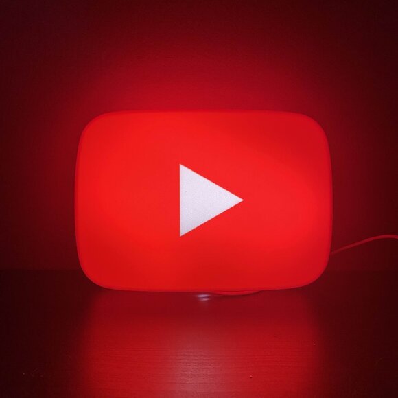 3D Printed YouTube Light Box: LED Desk Decor for Streamers & Gamers - Picture 1 of 10
